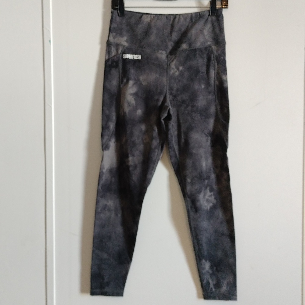 SuperFresh leggings size L.